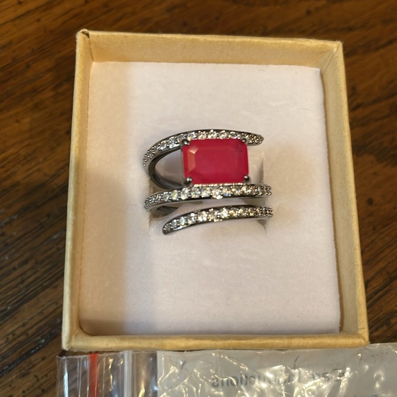 BP OG ring lab created dark pink sapphire fused with genuine quartz - Picture 2 of 3